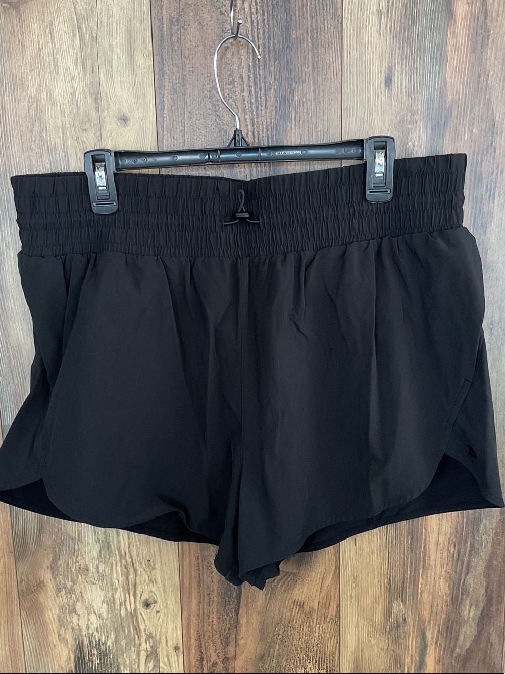 all in motion Black Women's Athletic Shorts XL           300B